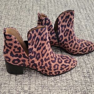Franco Sarto Animal Print Ankle Booties SIZE 6